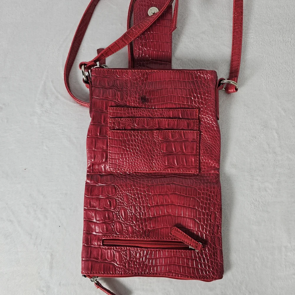 Nine West Red Mock Croc Faux Leather Crossbody Bag Purse Adjustable Strap